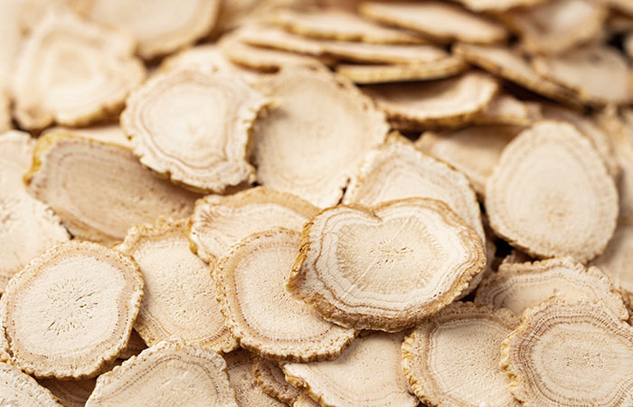 Close,Up,Of,Chinese,Herbal,Medicine,Ginseng,Slices